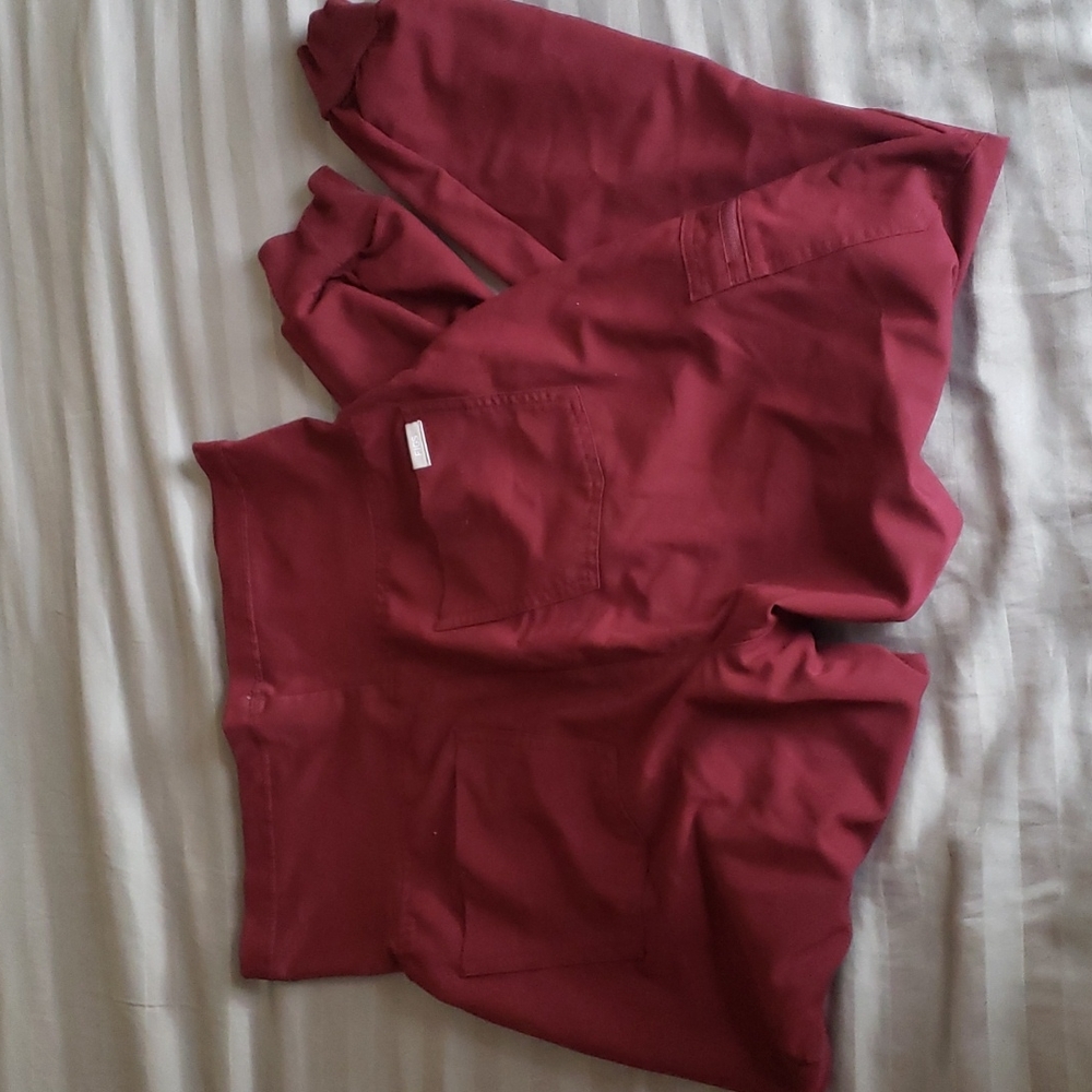 FIGS Zamora Maternity Jogger Scrub Pants Burgundy/ Wine - Small
